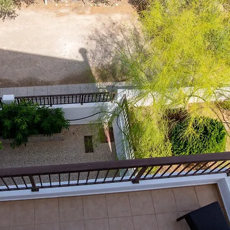 Nikitas & Loft Appartement