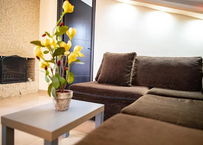 아파트 Nikitas & Loft