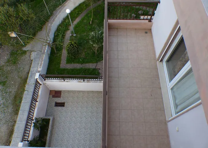 Nikitas & Loft * İstanköy