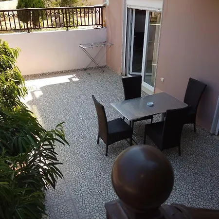 Nikitas & Loft Apartamento